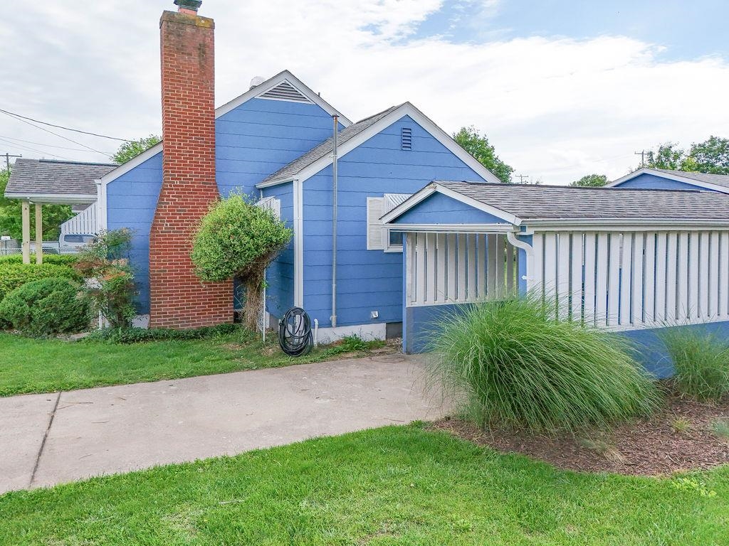 525 N BATH AVE, WAYNESBORO, Virginia 22980, 2 Bedrooms Bedrooms, ,1 BathroomBathrooms,Residential,525 N BATH AVE,665463 MLS # 665463