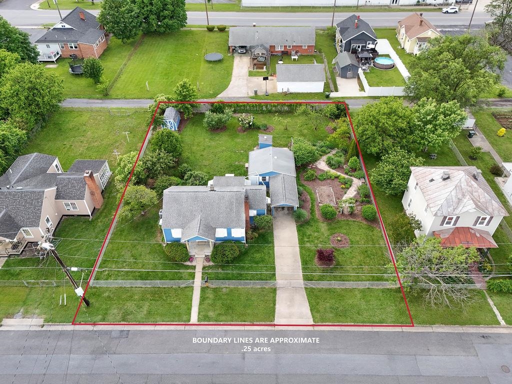 525 N BATH AVE, WAYNESBORO, Virginia 22980, 2 Bedrooms Bedrooms, ,1 BathroomBathrooms,Residential,525 N BATH AVE,665463 MLS # 665463