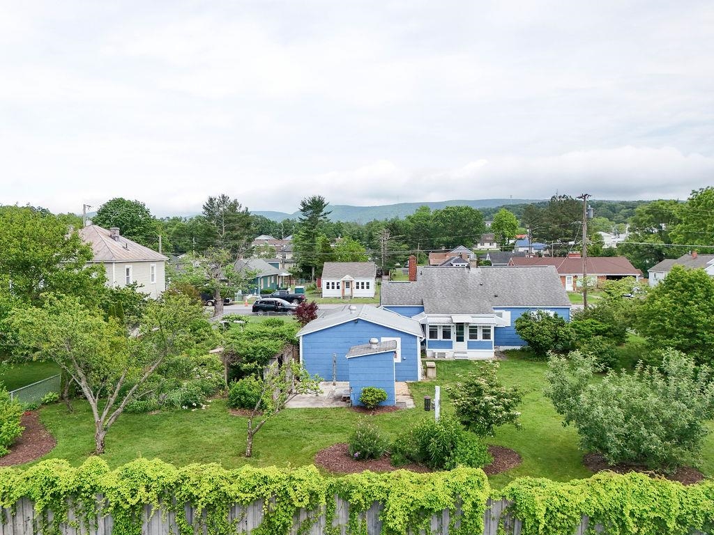 525 N BATH AVE, WAYNESBORO, Virginia 22980, 2 Bedrooms Bedrooms, ,1 BathroomBathrooms,Residential,525 N BATH AVE,665463 MLS # 665463