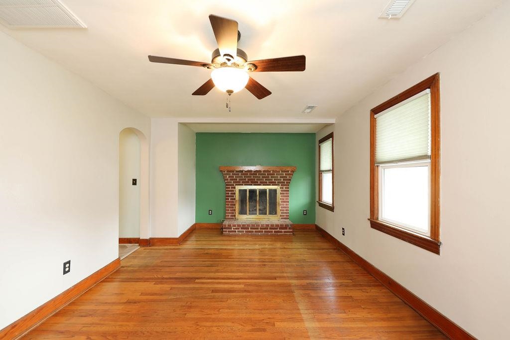 525 N BATH AVE, WAYNESBORO, Virginia 22980, 2 Bedrooms Bedrooms, ,1 BathroomBathrooms,Residential,525 N BATH AVE,665463 MLS # 665463