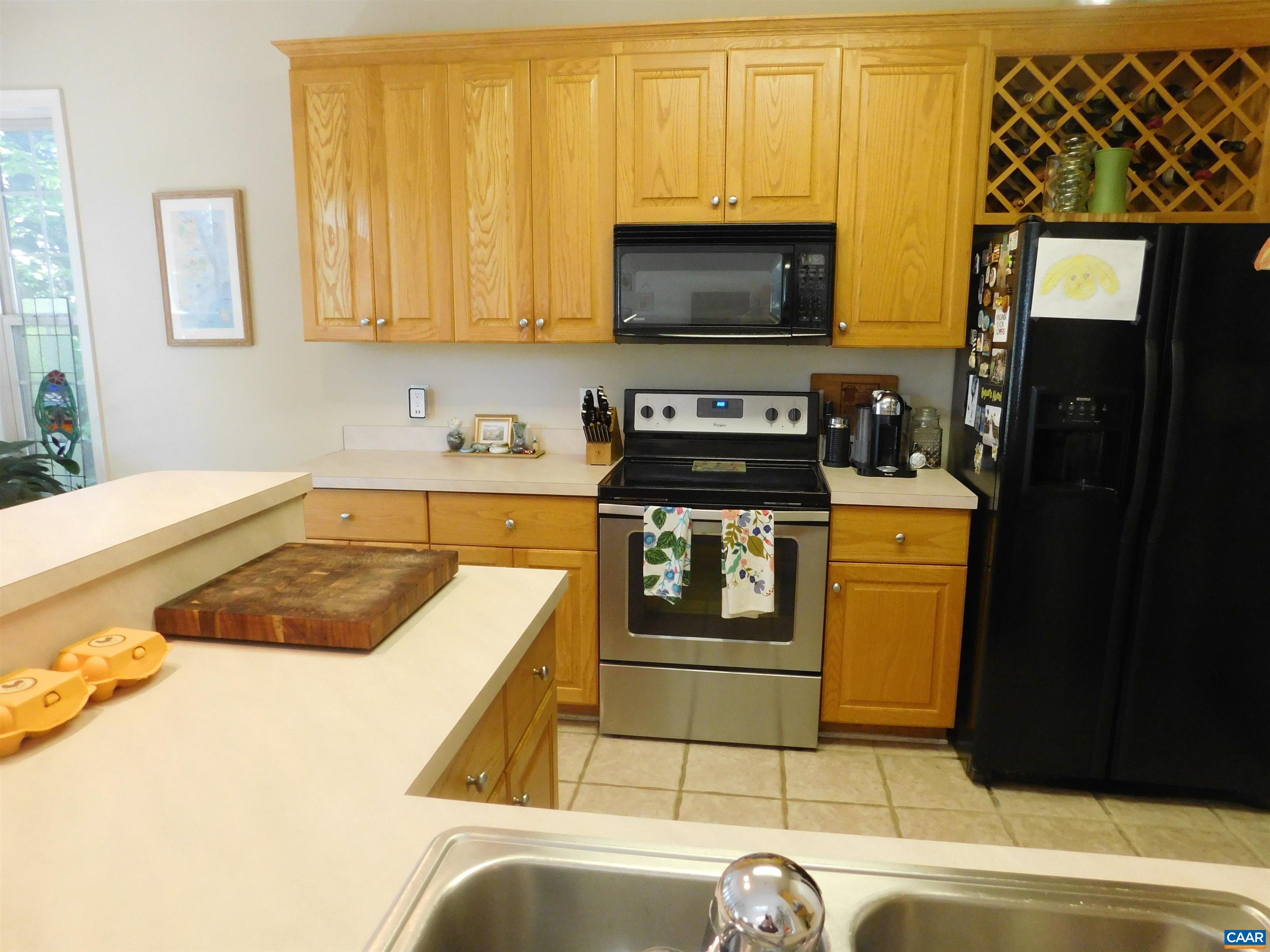339 LEAPING FOX LN, CHARLOTTESVILLE, Virginia 22902, 3 Bedrooms Bedrooms, ,2 BathroomsBathrooms,Residential,339 LEAPING FOX LN,665467 MLS # 665467
