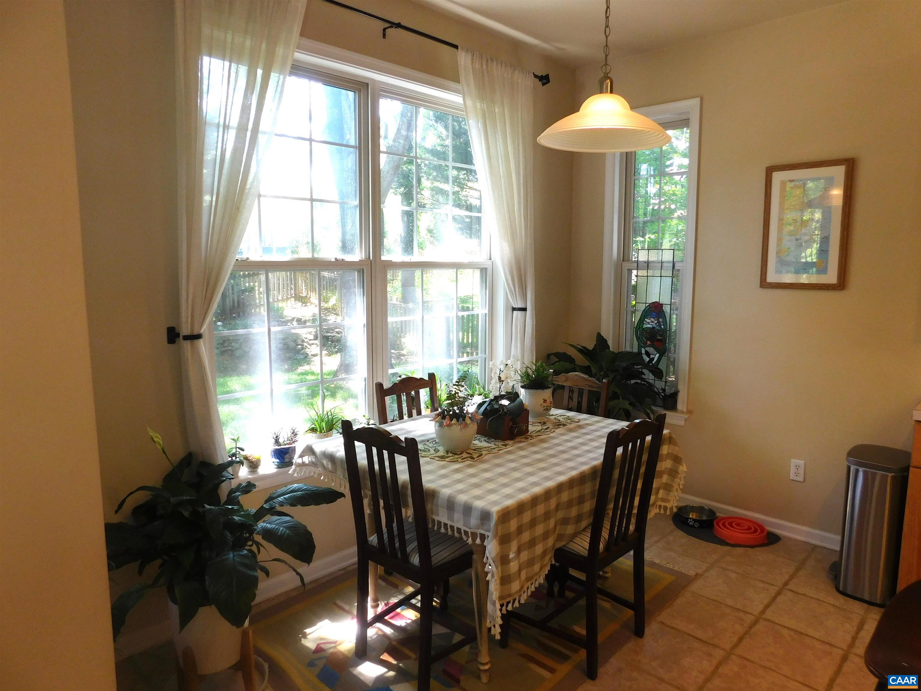 339 LEAPING FOX LN, CHARLOTTESVILLE, Virginia 22902, 3 Bedrooms Bedrooms, ,2 BathroomsBathrooms,Residential,339 LEAPING FOX LN,665467 MLS # 665467