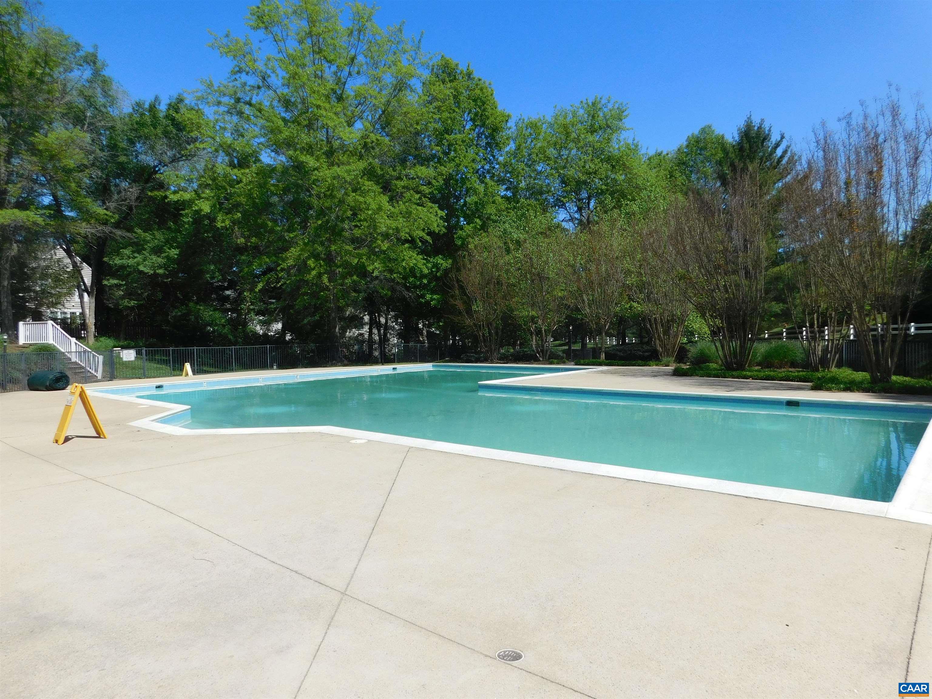 339 LEAPING FOX LN, CHARLOTTESVILLE, Virginia 22902, 3 Bedrooms Bedrooms, ,2 BathroomsBathrooms,Residential,339 LEAPING FOX LN,665467 MLS # 665467