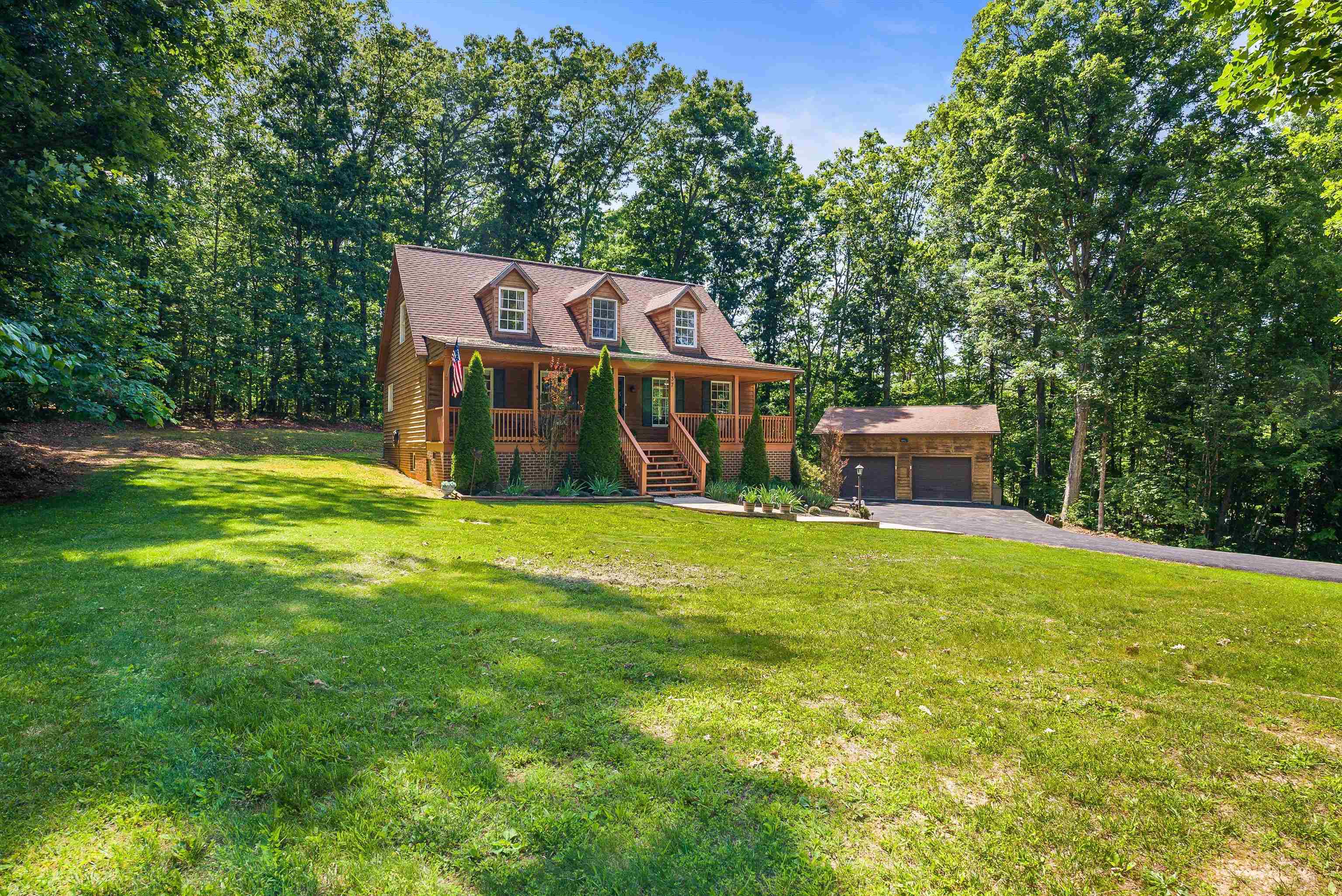 37 MARKELS LN, STAUNTON, Virginia 24401, 4 Bedrooms Bedrooms, ,3 BathroomsBathrooms,Residential,37 Markels Ln.,37 MARKELS LN,665469 MLS # 665469