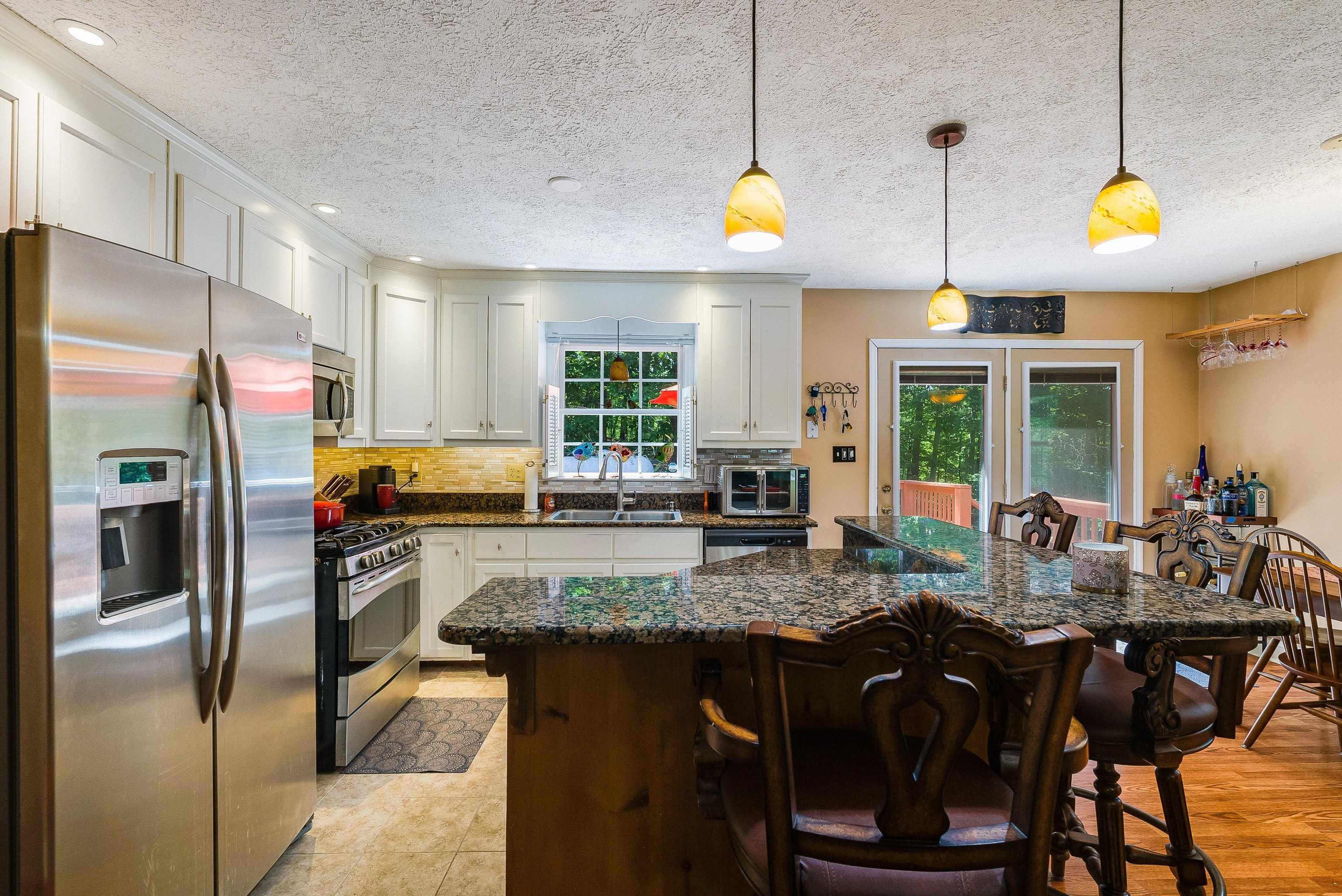 37 MARKELS LN, STAUNTON, Virginia 24401, 4 Bedrooms Bedrooms, ,3 BathroomsBathrooms,Residential,37 Markels Ln.,37 MARKELS LN,665469 MLS # 665469