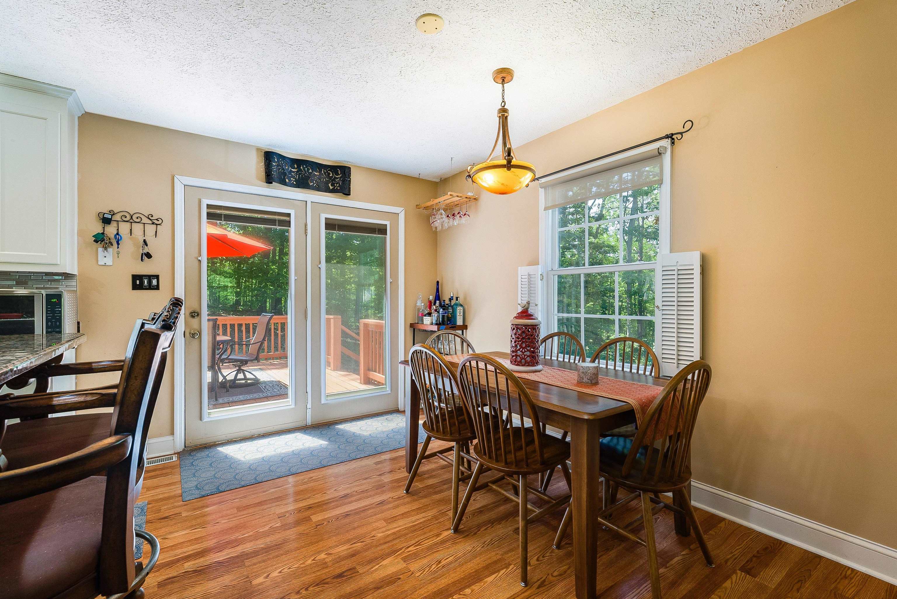 37 MARKELS LN, STAUNTON, Virginia 24401, 4 Bedrooms Bedrooms, ,3 BathroomsBathrooms,Residential,37 Markels Ln.,37 MARKELS LN,665469 MLS # 665469