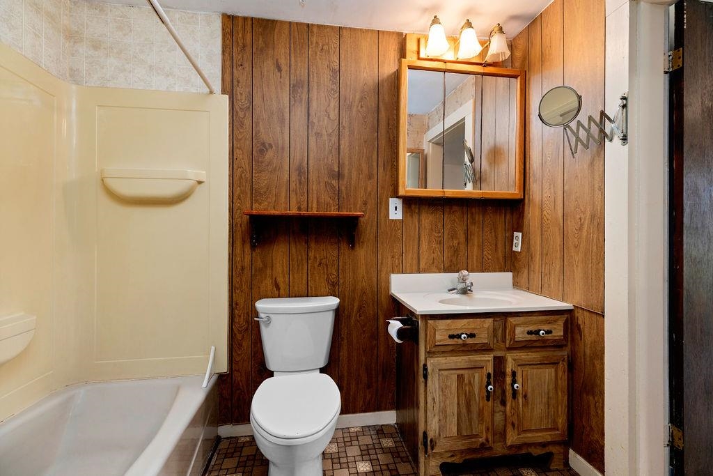13 SHULTZ LN, GREENVILLE, Virginia 24440, 3 Bedrooms Bedrooms, ,2 BathroomsBathrooms,Residential,13 SHULTZ LN,665471 MLS # 665471
