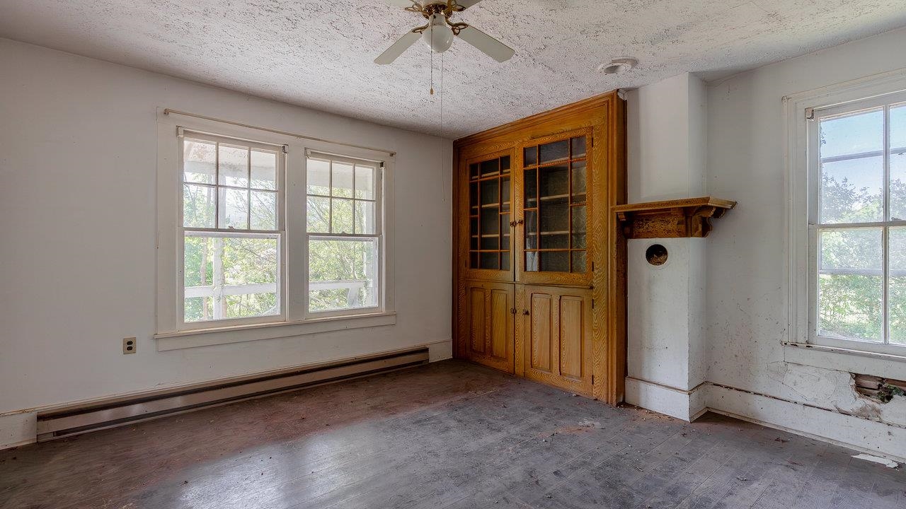 506 WILLIAMS AVE, SHENANDOAH, Virginia 22849, 4 Bedrooms Bedrooms, ,1 BathroomBathrooms,Residential,506 WILLIAMS AVE,665476 MLS # 665476
