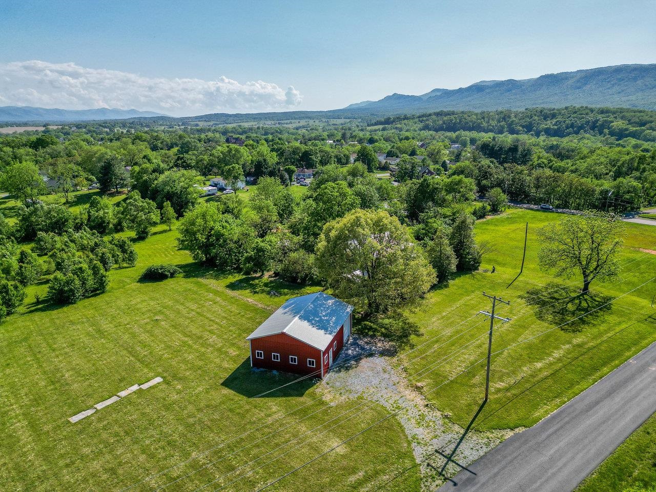 506 WILLIAMS AVE, SHENANDOAH, Virginia 22849, 4 Bedrooms Bedrooms, ,1 BathroomBathrooms,Residential,506 WILLIAMS AVE,665476 MLS # 665476