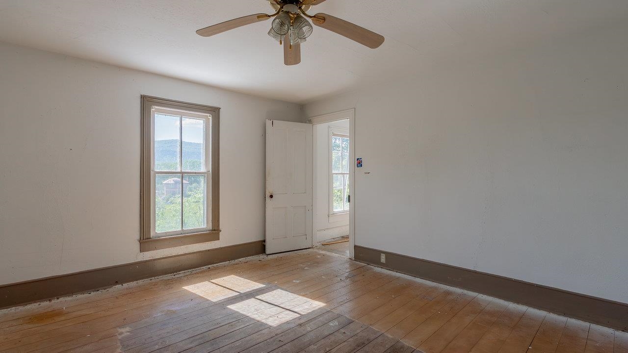 506 WILLIAMS AVE, SHENANDOAH, Virginia 22849, 4 Bedrooms Bedrooms, ,1 BathroomBathrooms,Residential,506 WILLIAMS AVE,665476 MLS # 665476