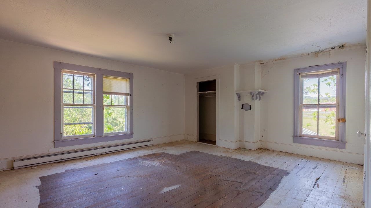 506 WILLIAMS AVE, SHENANDOAH, Virginia 22849, 4 Bedrooms Bedrooms, ,1 BathroomBathrooms,Residential,506 WILLIAMS AVE,665476 MLS # 665476