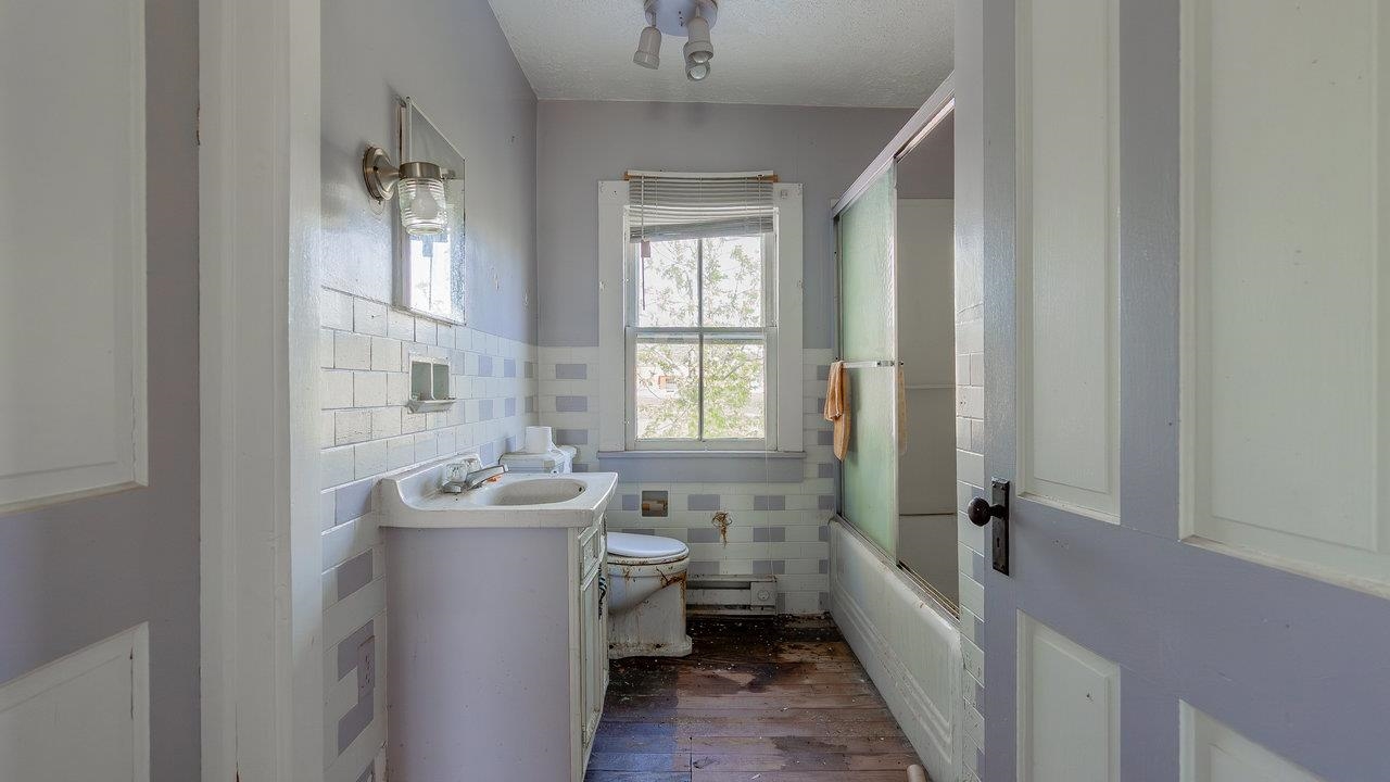 506 WILLIAMS AVE, SHENANDOAH, Virginia 22849, 4 Bedrooms Bedrooms, ,1 BathroomBathrooms,Residential,506 WILLIAMS AVE,665476 MLS # 665476