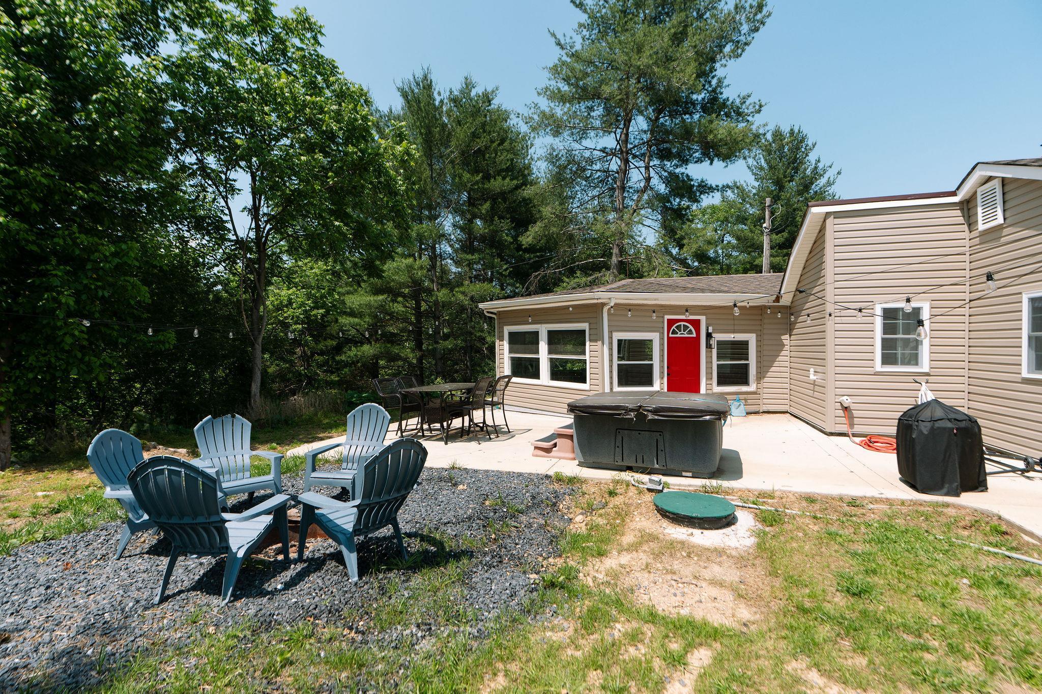 2003 RINACAS CORNER RD, SHENANDOAH, Virginia 22849, 4 Bedrooms Bedrooms, ,4 BathroomsBathrooms,Residential,2003 RINACAS CORNER RD,665484 MLS # 665484