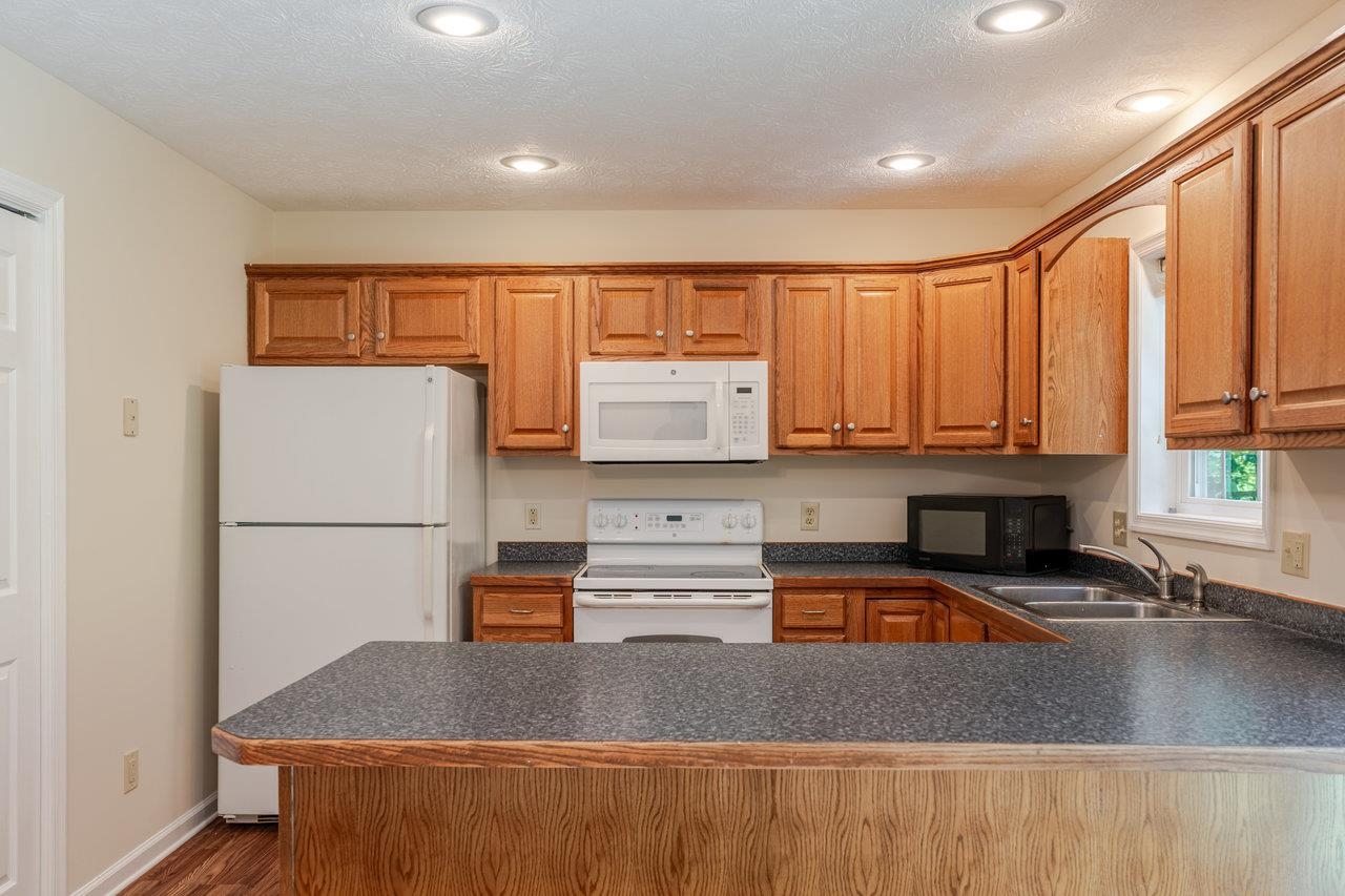 2330 WISHING WELL CT, HARRISONBURG, Virginia 22801, 3 Bedrooms Bedrooms, ,3 BathroomsBathrooms,Residential,2330 WISHING WELL CT,665485 MLS # 665485