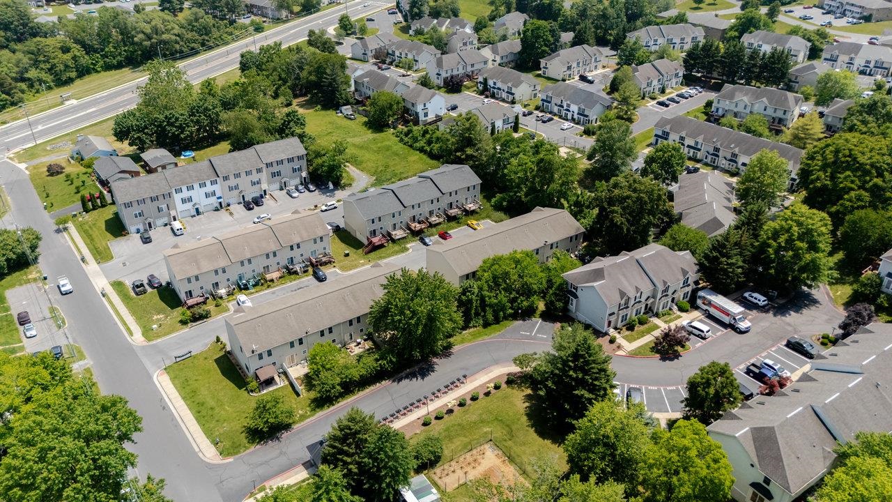 2330 WISHING WELL CT, HARRISONBURG, Virginia 22801, 3 Bedrooms Bedrooms, ,3 BathroomsBathrooms,Residential,2330 WISHING WELL CT,665485 MLS # 665485
