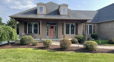 4470 RIDGECREST CT, ROCKINGHAM, Virginia 22901, 5 Bedrooms Bedrooms, ,5 BathroomsBathrooms,Residential,Brick beauty on a private cul-de-sac,4470 RIDGECREST CT,665487 MLS # 665487