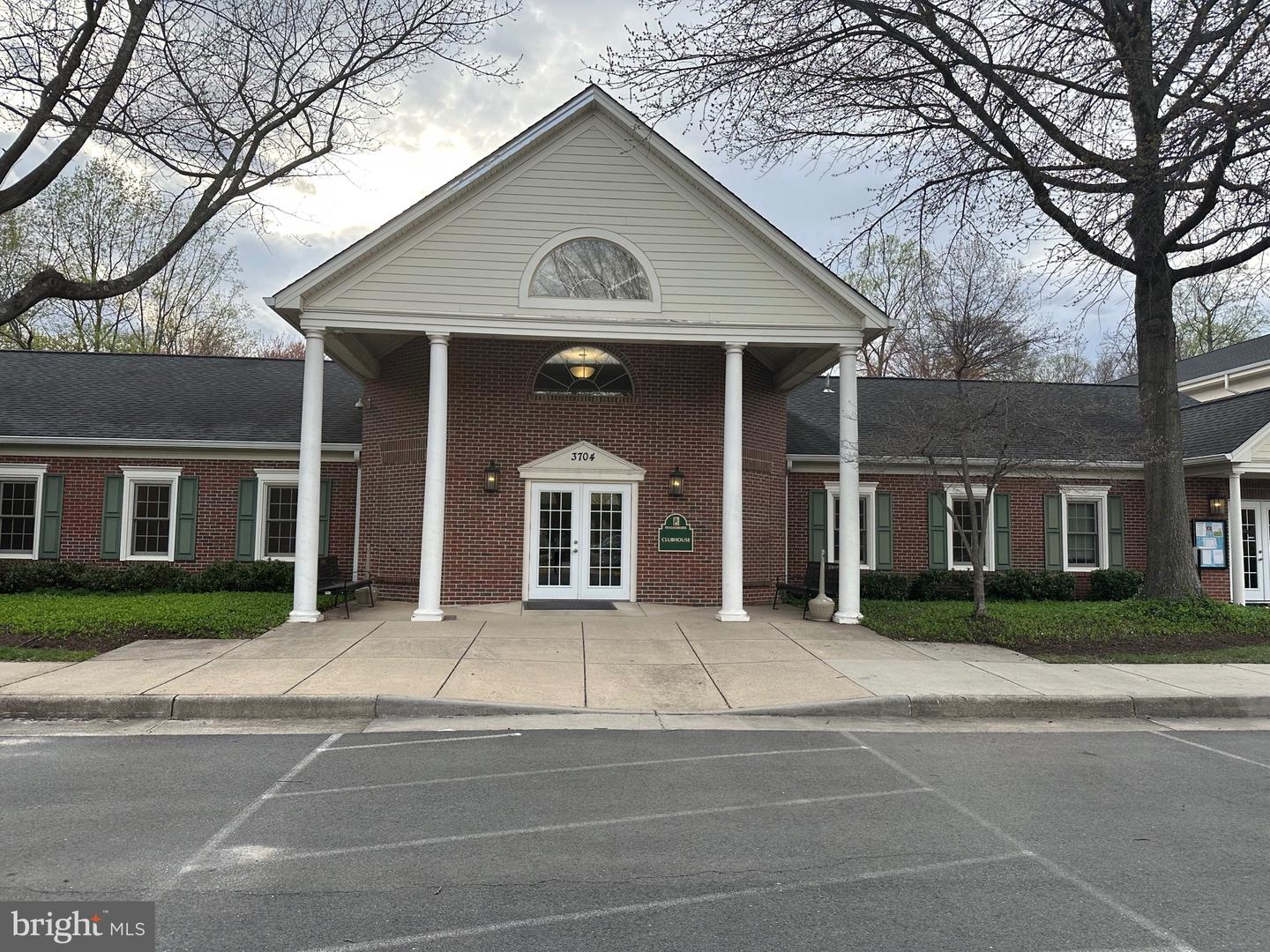12000 GOLF RIDGE CT #102, FAIRFAX, Virginia 22033, 2 Bedrooms Bedrooms, ,2 BathroomsBathrooms,Residential,For sale,12000 GOLF RIDGE CT #102,VAFX2236612 MLS # VAFX2236612