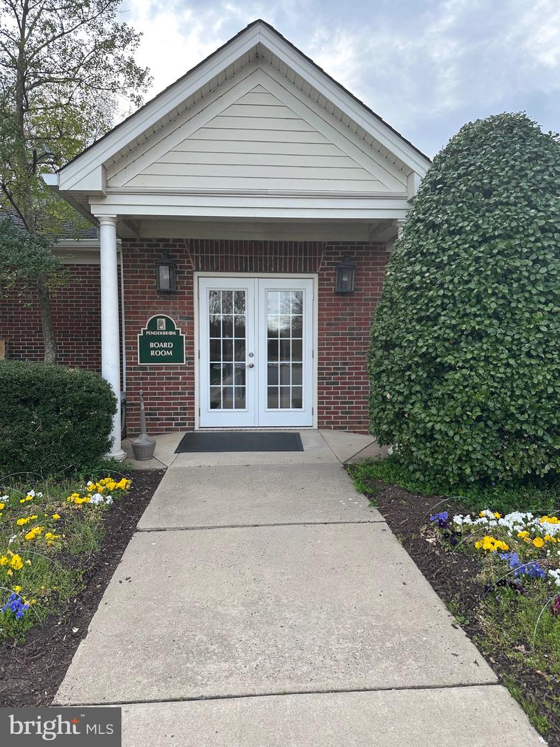 12000 GOLF RIDGE CT #102, FAIRFAX, Virginia 22033, 2 Bedrooms Bedrooms, ,2 BathroomsBathrooms,Residential,For sale,12000 GOLF RIDGE CT #102,VAFX2236612 MLS # VAFX2236612