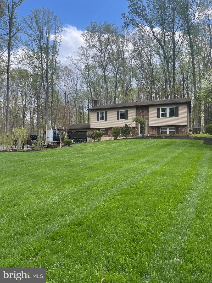 8807 DOUG DR, NOKESVILLE, Virginia 20181, 5 Bedrooms Bedrooms, ,3 BathroomsBathrooms,Residential,For sale,8807 DOUG DR,VAPW2093376 MLS # VAPW2093376