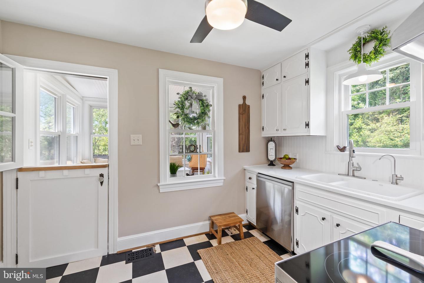 12808 MARSTELLER DR, NOKESVILLE, Virginia 20181, 3 Bedrooms Bedrooms, ,1 BathroomBathrooms,Residential,For sale,12808 MARSTELLER DR,VAPW2093448 MLS # VAPW2093448
