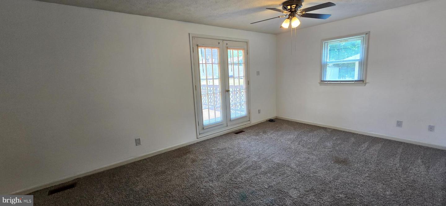 11827 RUTHERFORD DR, FREDERICKSBURG, Virginia 22407, 4 Bedrooms Bedrooms, ,2 BathroomsBathrooms,Residential,For sale,11827 RUTHERFORD DR,VASP2032688 MLS # VASP2032688