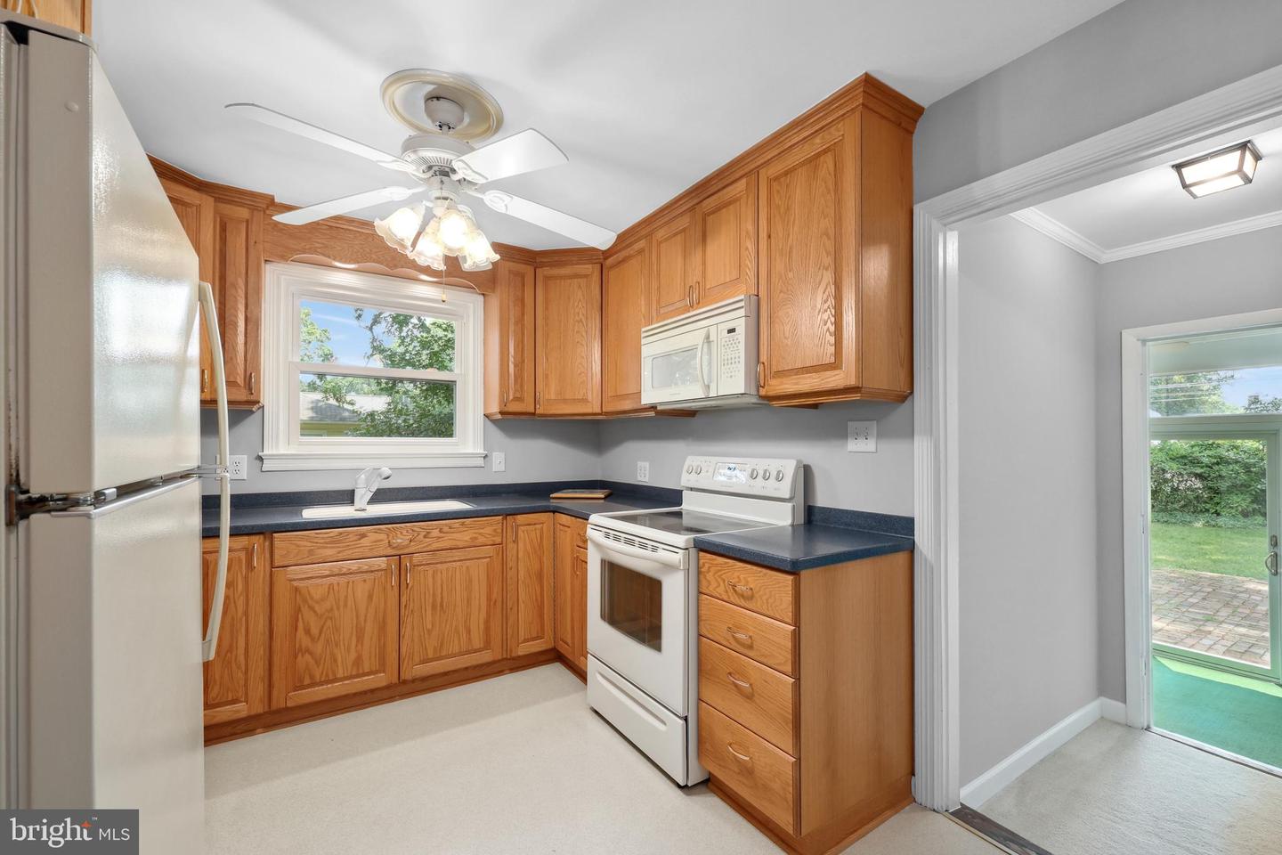 33 PENDLETON RD, FREDERICKSBURG, Virginia 22405, 3 Bedrooms Bedrooms, 7 Rooms Rooms,1 BathroomBathrooms,Residential,For sale,33 PENDLETON RD,VAST2038474 MLS # VAST2038474