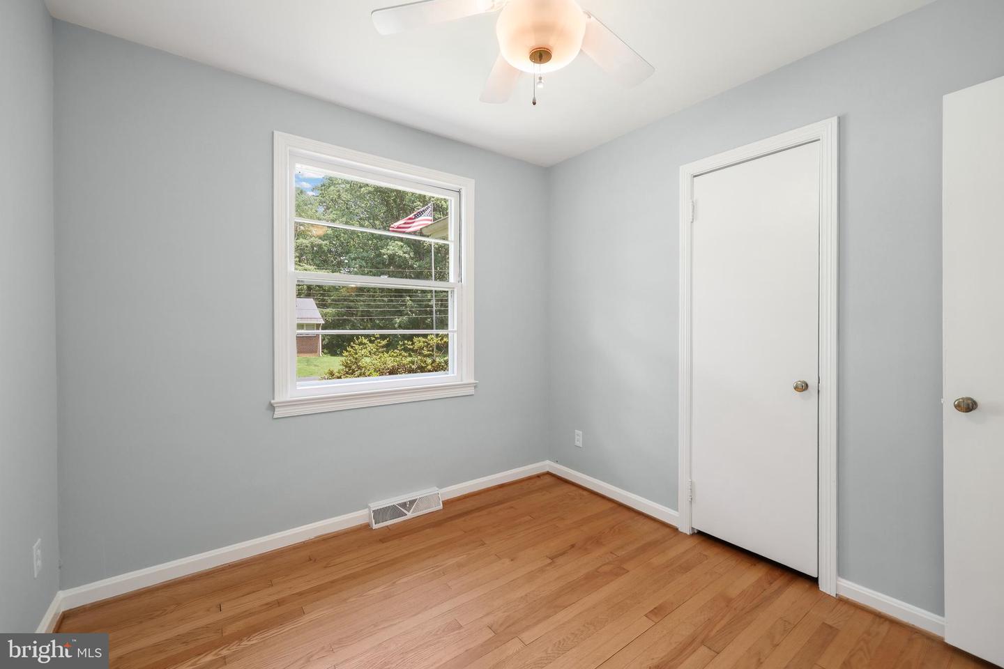 33 PENDLETON RD, FREDERICKSBURG, Virginia 22405, 3 Bedrooms Bedrooms, 7 Rooms Rooms,1 BathroomBathrooms,Residential,For sale,33 PENDLETON RD,VAST2038474 MLS # VAST2038474