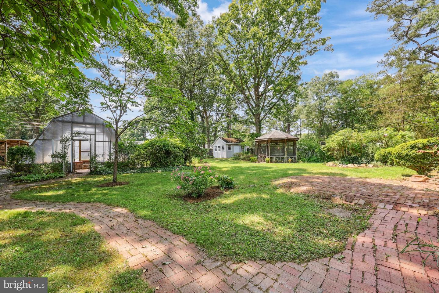 33 PENDLETON RD, FREDERICKSBURG, Virginia 22405, 3 Bedrooms Bedrooms, 7 Rooms Rooms,1 BathroomBathrooms,Residential,For sale,33 PENDLETON RD,VAST2038474 MLS # VAST2038474