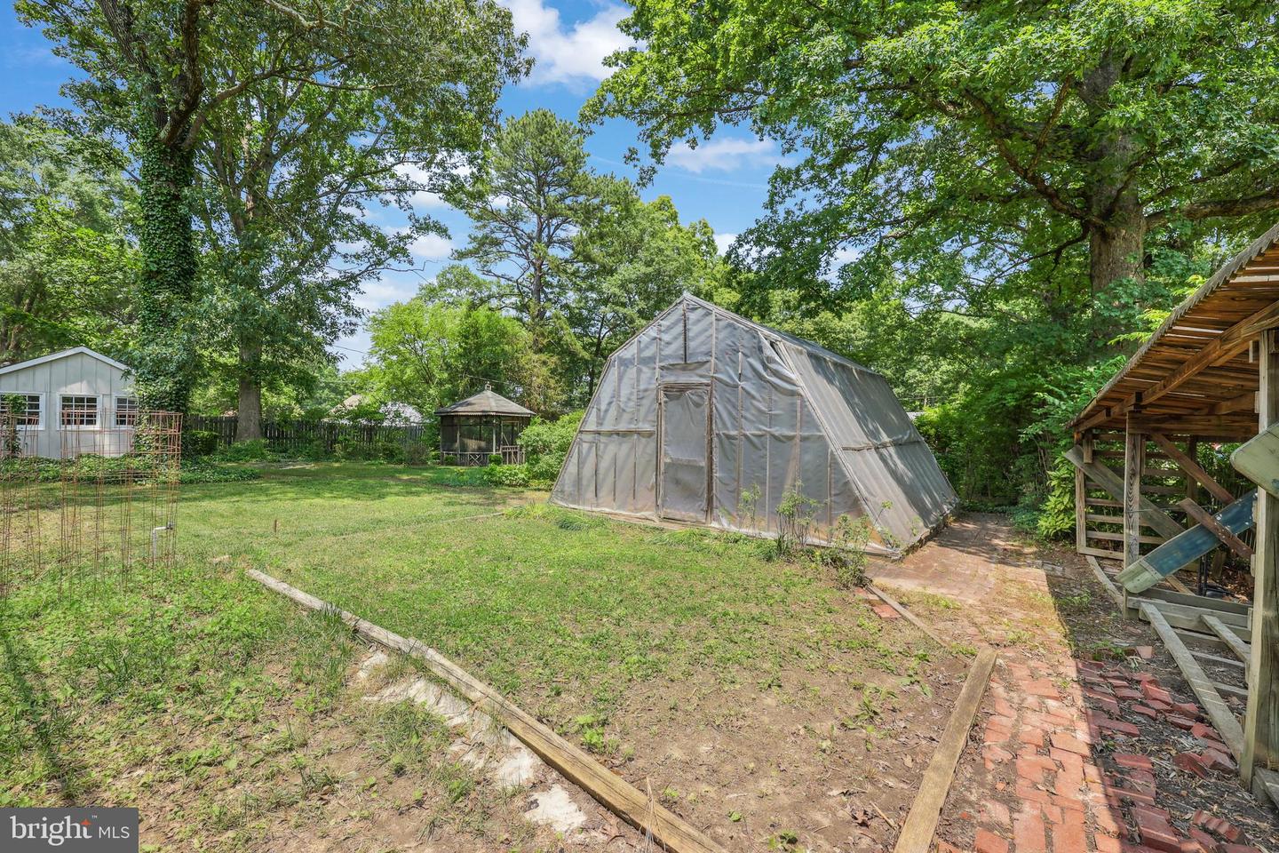 33 PENDLETON RD, FREDERICKSBURG, Virginia 22405, 3 Bedrooms Bedrooms, 7 Rooms Rooms,1 BathroomBathrooms,Residential,For sale,33 PENDLETON RD,VAST2038474 MLS # VAST2038474