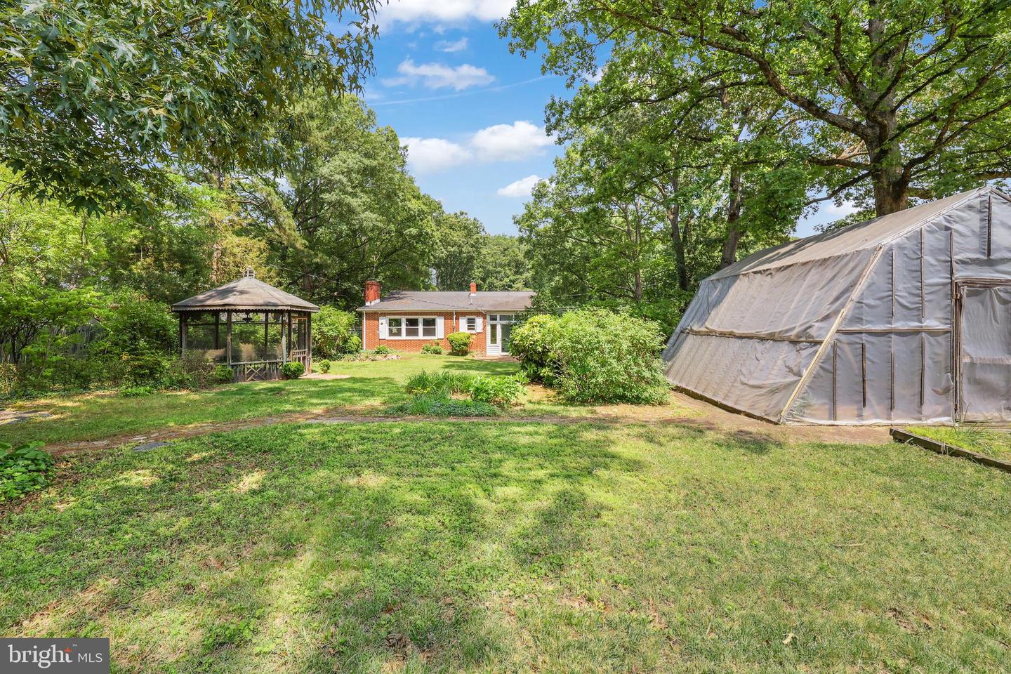 33 PENDLETON RD, FREDERICKSBURG, Virginia 22405, 3 Bedrooms Bedrooms, 7 Rooms Rooms,1 BathroomBathrooms,Residential,For sale,33 PENDLETON RD,VAST2038474 MLS # VAST2038474