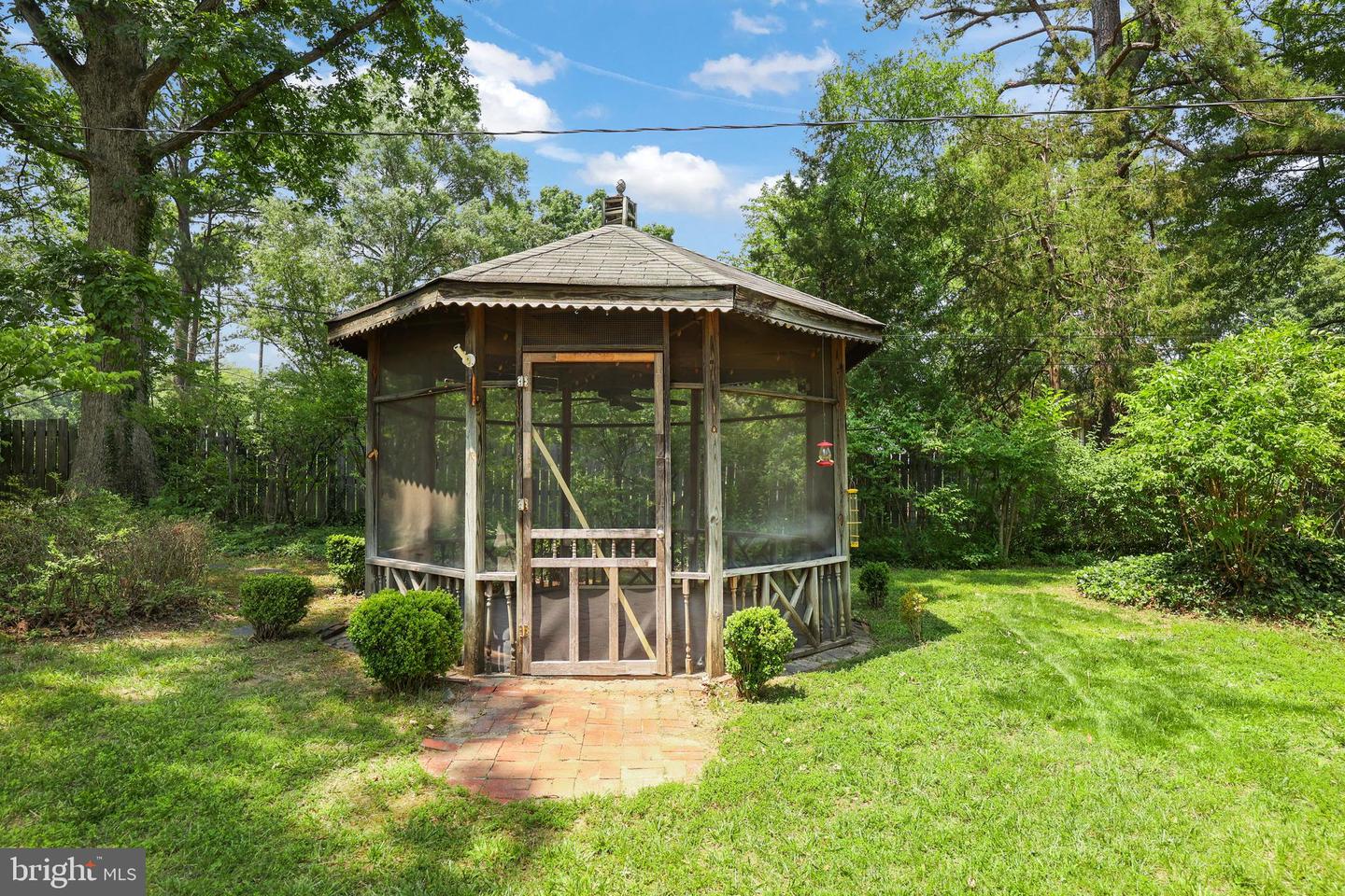 33 PENDLETON RD, FREDERICKSBURG, Virginia 22405, 3 Bedrooms Bedrooms, 7 Rooms Rooms,1 BathroomBathrooms,Residential,For sale,33 PENDLETON RD,VAST2038474 MLS # VAST2038474