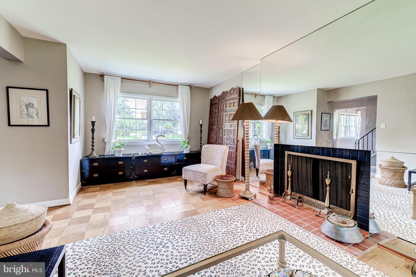 1109 NEAL DR, ALEXANDRIA, Virginia 22308, 4 Bedrooms Bedrooms, ,2 BathroomsBathrooms,Residential,For sale,1109 NEAL DR,VAFX2238324 MLS # VAFX2238324