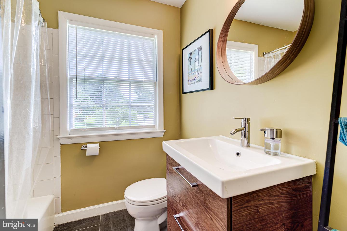 1109 NEAL DR, ALEXANDRIA, Virginia 22308, 4 Bedrooms Bedrooms, ,2 BathroomsBathrooms,Residential,For sale,1109 NEAL DR,VAFX2238324 MLS # VAFX2238324