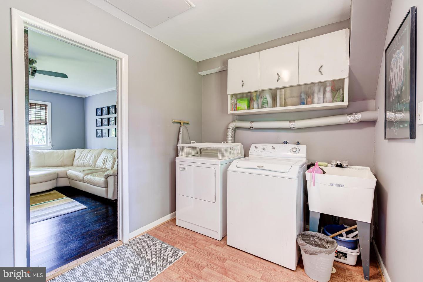 1109 NEAL DR, ALEXANDRIA, Virginia 22308, 4 Bedrooms Bedrooms, ,2 BathroomsBathrooms,Residential,For sale,1109 NEAL DR,VAFX2238324 MLS # VAFX2238324
