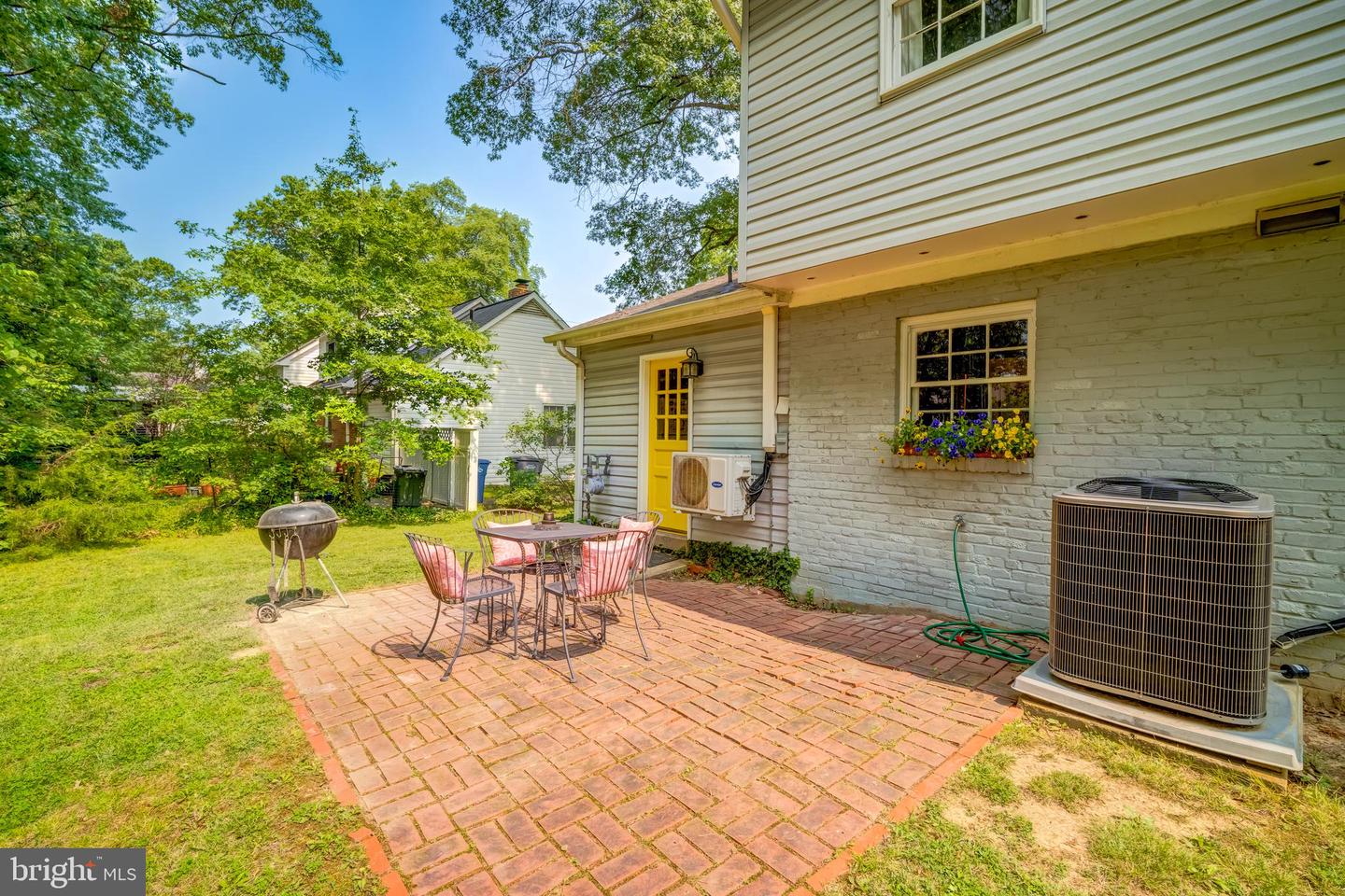 1109 NEAL DR, ALEXANDRIA, Virginia 22308, 4 Bedrooms Bedrooms, ,2 BathroomsBathrooms,Residential,For sale,1109 NEAL DR,VAFX2238324 MLS # VAFX2238324