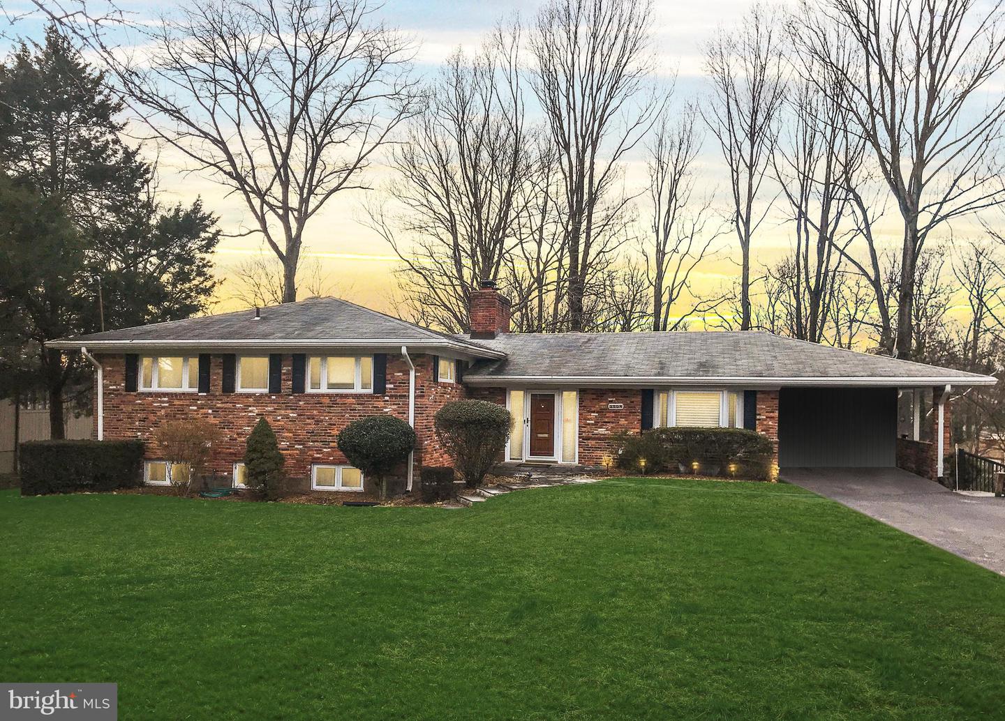 3504 PINETREE TER, FALLS CHURCH, Virginia 22041, 6 Bedrooms Bedrooms, ,3 BathroomsBathrooms,Residential,For sale,3504 PINETREE TER,VAFX2238338 MLS # VAFX2238338