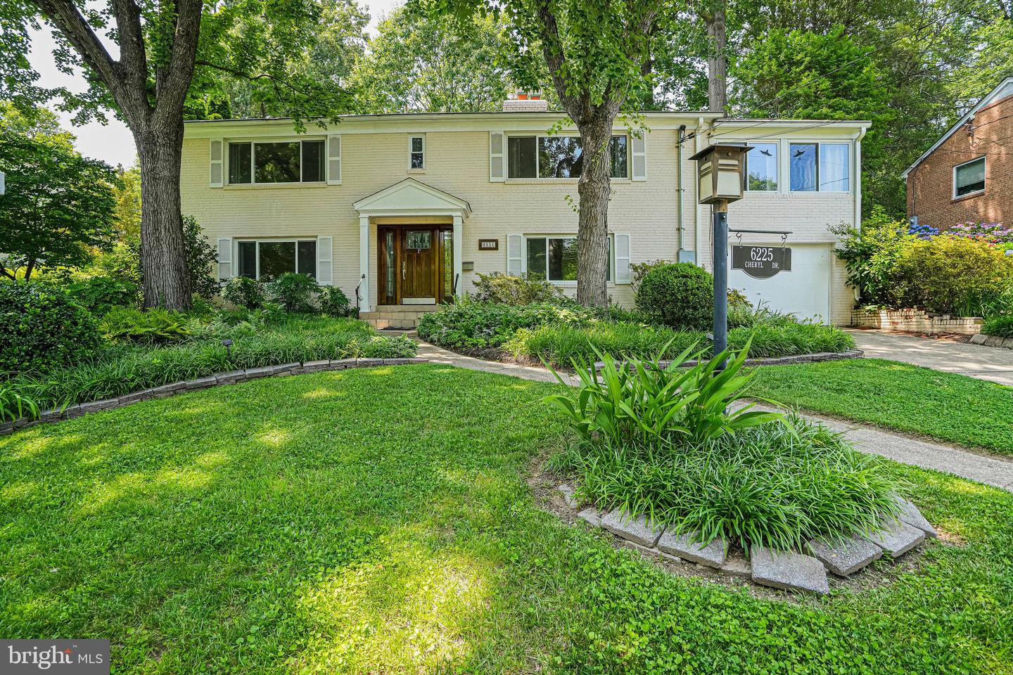6225 CHERYL DR, FALLS CHURCH, Virginia 22044, 4 Bedrooms Bedrooms, ,3 BathroomsBathrooms,Residential,For sale,6225 CHERYL DR,VAFX2238380 MLS # VAFX2238380