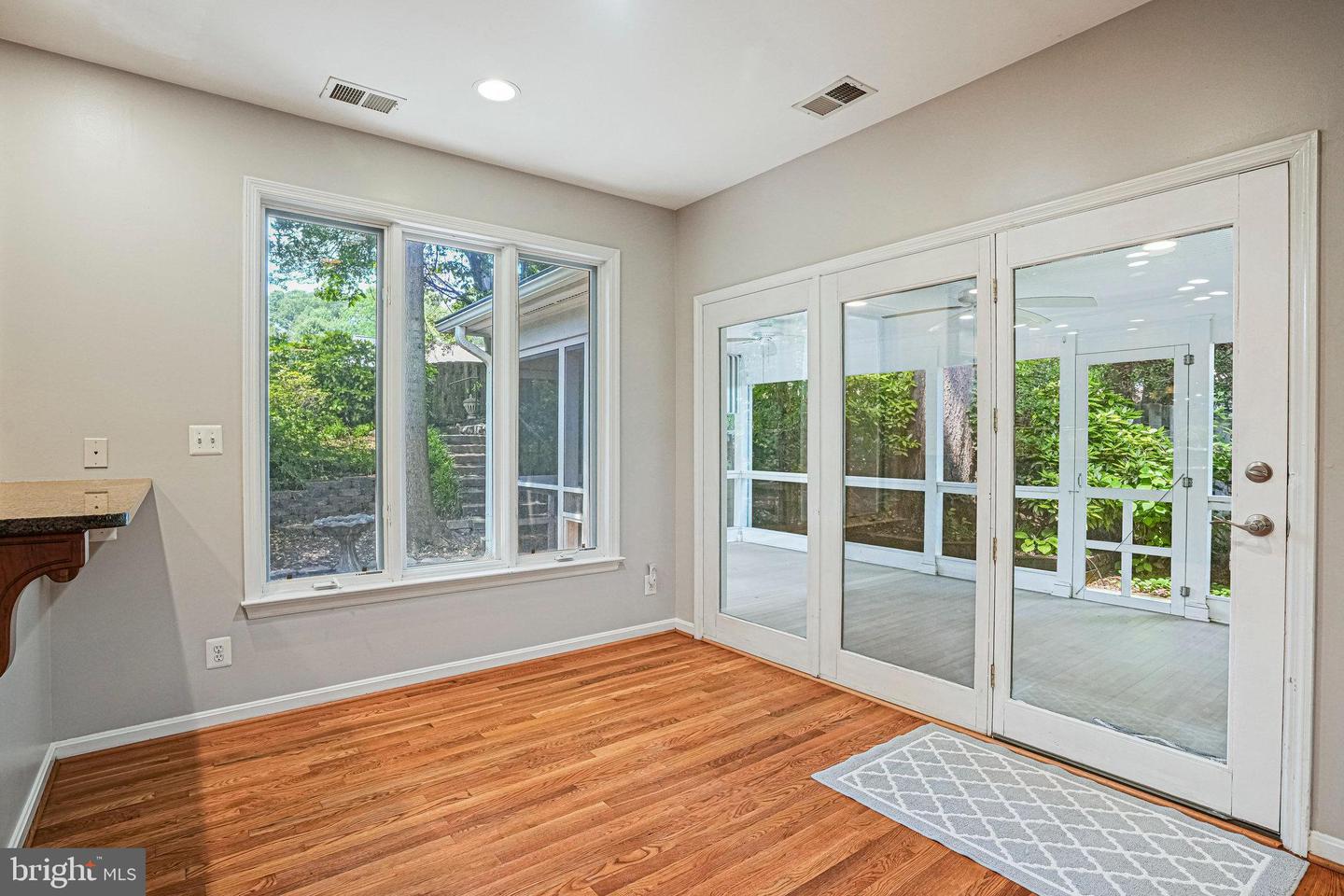 6225 CHERYL DR, FALLS CHURCH, Virginia 22044, 4 Bedrooms Bedrooms, ,3 BathroomsBathrooms,Residential,For sale,6225 CHERYL DR,VAFX2238380 MLS # VAFX2238380