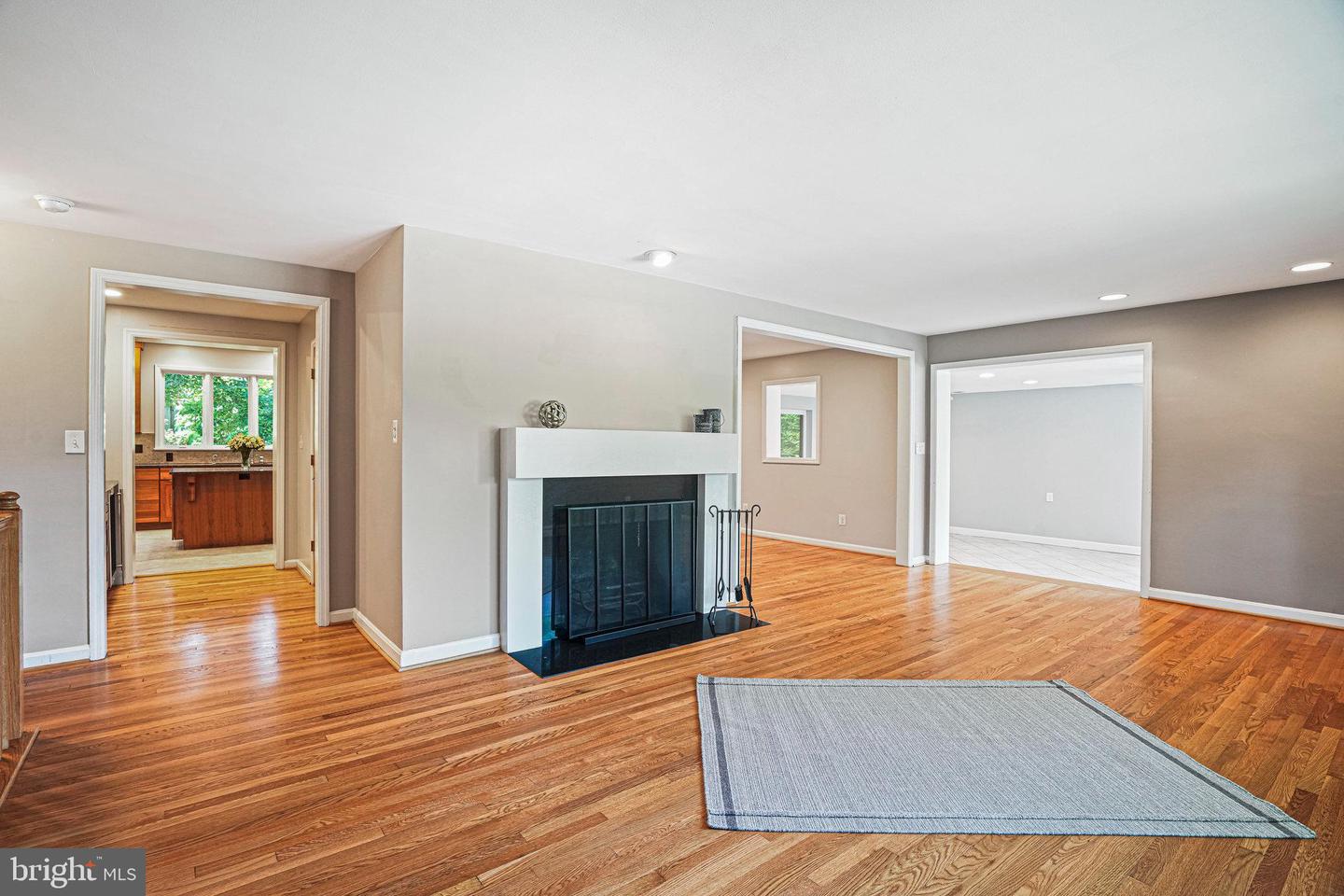 6225 CHERYL DR, FALLS CHURCH, Virginia 22044, 4 Bedrooms Bedrooms, ,3 BathroomsBathrooms,Residential,For sale,6225 CHERYL DR,VAFX2238380 MLS # VAFX2238380