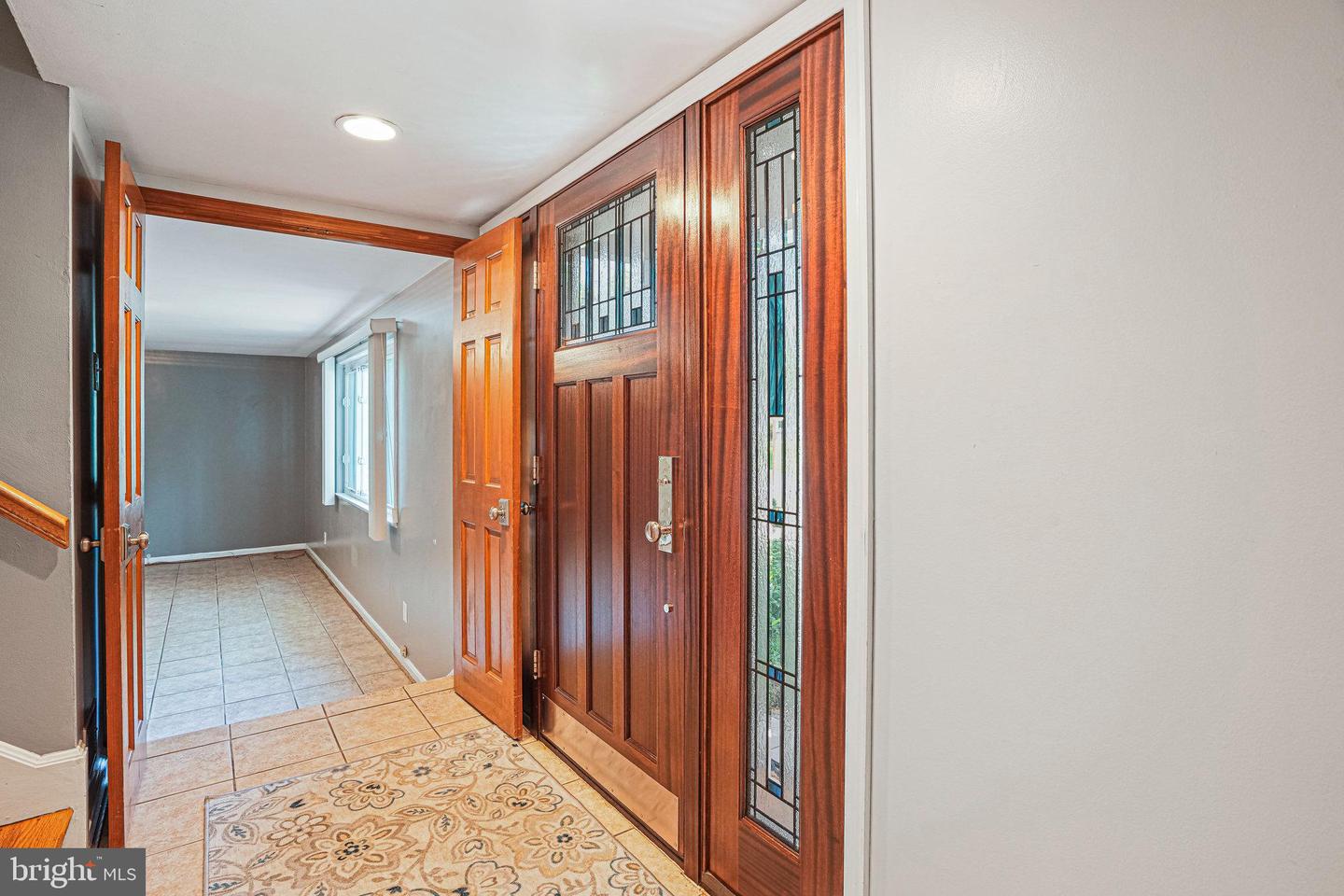 6225 CHERYL DR, FALLS CHURCH, Virginia 22044, 4 Bedrooms Bedrooms, ,3 BathroomsBathrooms,Residential,For sale,6225 CHERYL DR,VAFX2238380 MLS # VAFX2238380