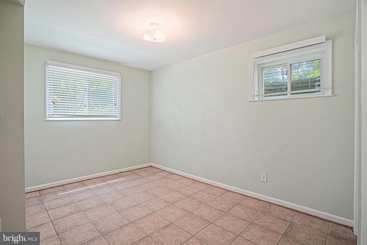 6225 CHERYL DR, FALLS CHURCH, Virginia 22044, 4 Bedrooms Bedrooms, ,3 BathroomsBathrooms,Residential,For sale,6225 CHERYL DR,VAFX2238380 MLS # VAFX2238380
