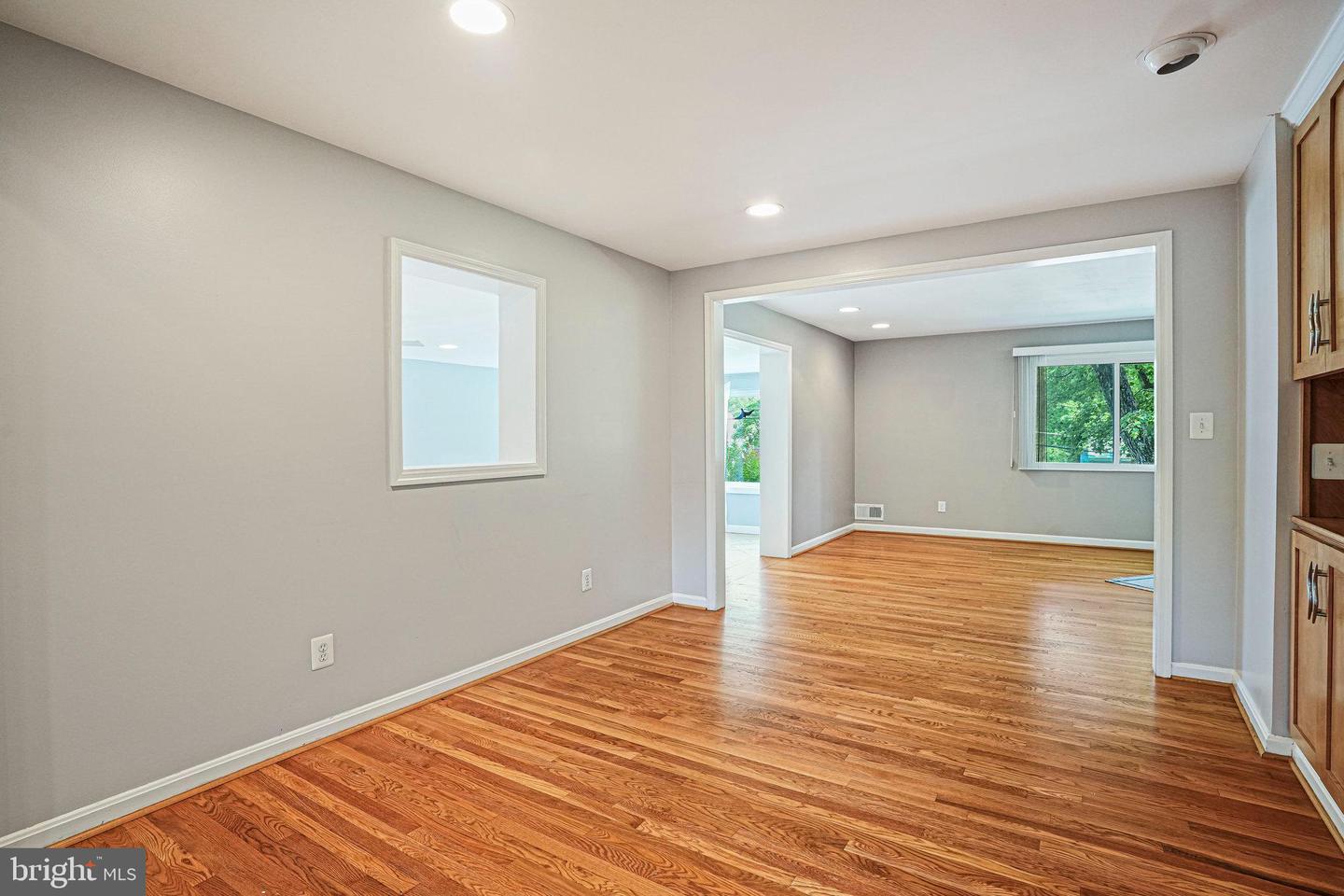 6225 CHERYL DR, FALLS CHURCH, Virginia 22044, 4 Bedrooms Bedrooms, ,3 BathroomsBathrooms,Residential,For sale,6225 CHERYL DR,VAFX2238380 MLS # VAFX2238380