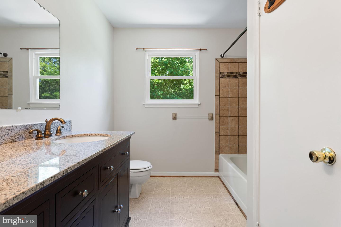 4229 JACKSON MILL RD, HAYMARKET, Virginia 20169, 4 Bedrooms Bedrooms, ,2 BathroomsBathrooms,Residential,For sale,4229 JACKSON MILL RD,VAPW2093924 MLS # VAPW2093924