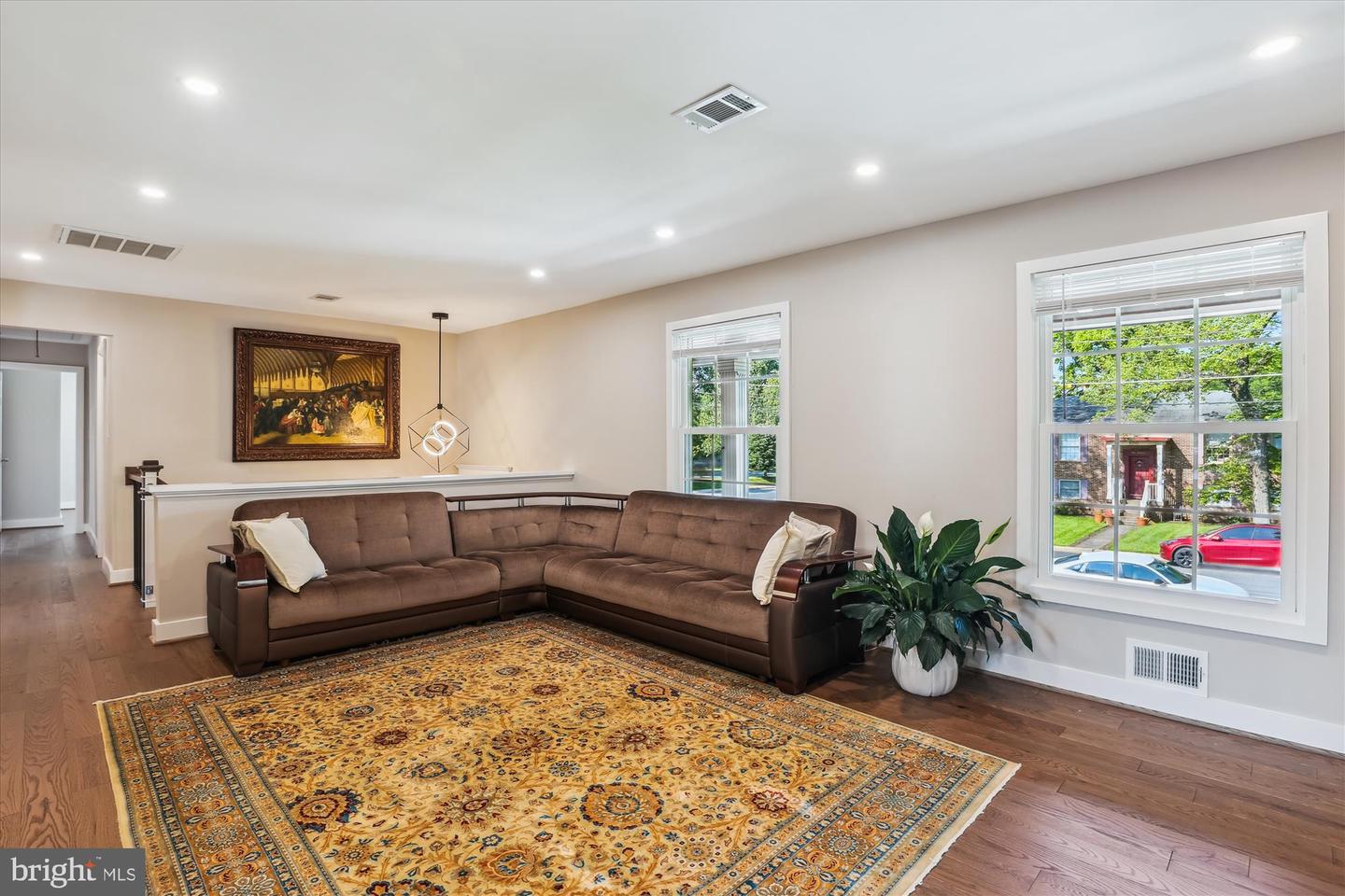 101 OAKMONT CT NE, VIENNA, Virginia 22180, 6 Bedrooms Bedrooms, ,4 BathroomsBathrooms,Residential,For sale,101 OAKMONT CT NE,VAFX2238710 MLS # VAFX2238710