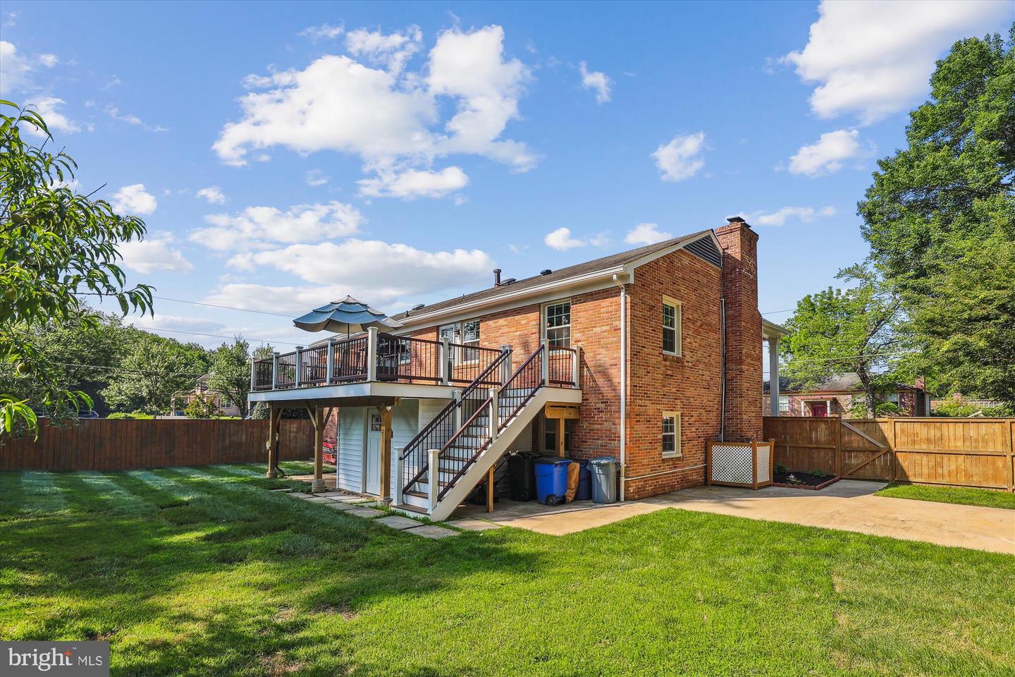 101 OAKMONT CT NE, VIENNA, Virginia 22180, 6 Bedrooms Bedrooms, ,4 BathroomsBathrooms,Residential,For sale,101 OAKMONT CT NE,VAFX2238710 MLS # VAFX2238710