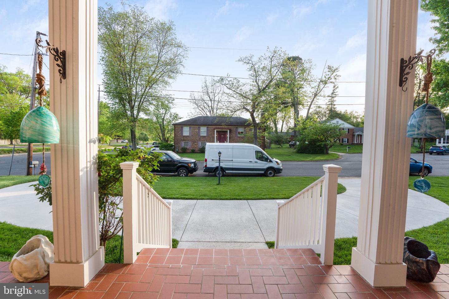 101 OAKMONT CT NE, VIENNA, Virginia 22180, 6 Bedrooms Bedrooms, ,4 BathroomsBathrooms,Residential,For sale,101 OAKMONT CT NE,VAFX2238710 MLS # VAFX2238710