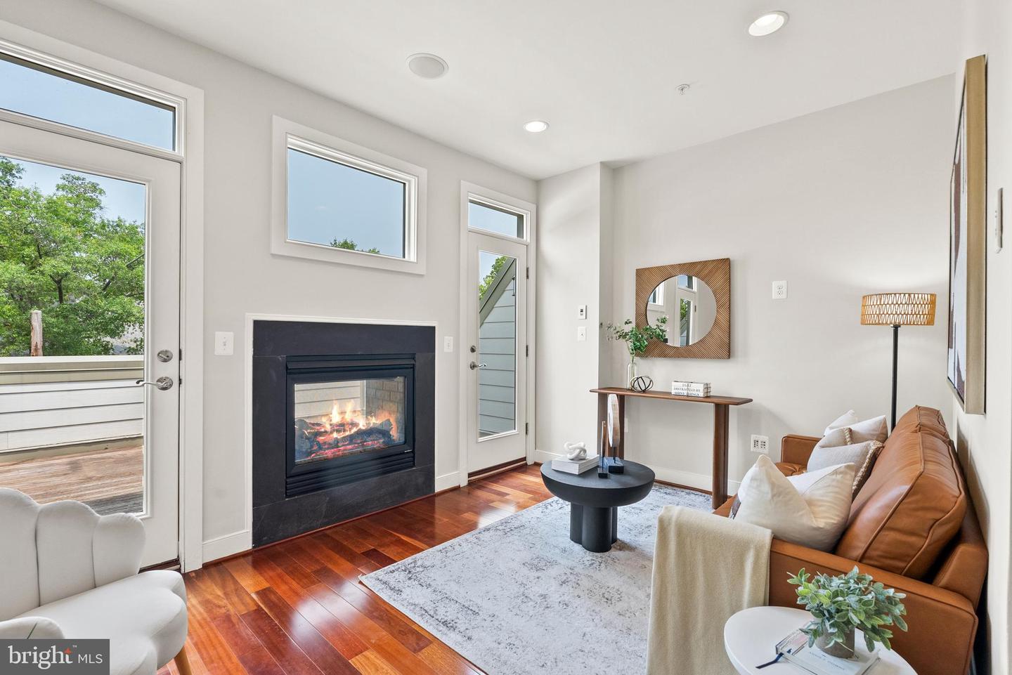 4452 1/2 MACARTHUR BLVD NW, WASHINGTON, District Of Columbia 20007, 4 Bedrooms Bedrooms, ,3 BathroomsBathrooms,Residential,For sale,4452 1/2 MACARTHUR BLVD NW,DCDC2199150 MLS # DCDC2199150