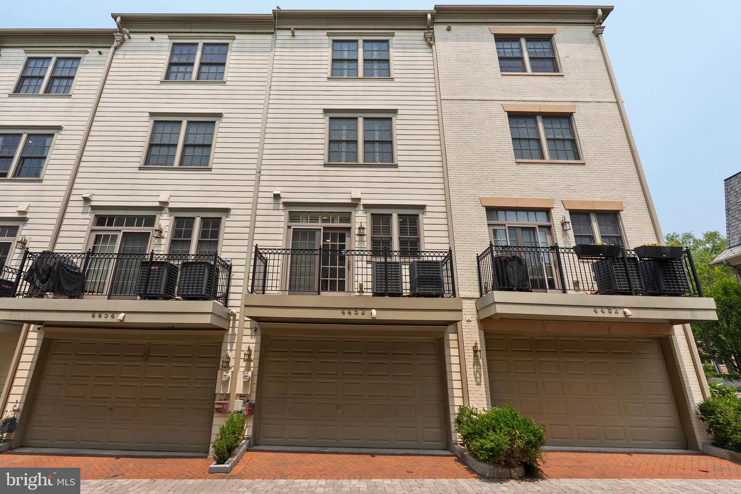 4452 1/2 MACARTHUR BLVD NW, WASHINGTON, District Of Columbia 20007, 4 Bedrooms Bedrooms, ,3 BathroomsBathrooms,Residential,For sale,4452 1/2 MACARTHUR BLVD NW,DCDC2199150 MLS # DCDC2199150