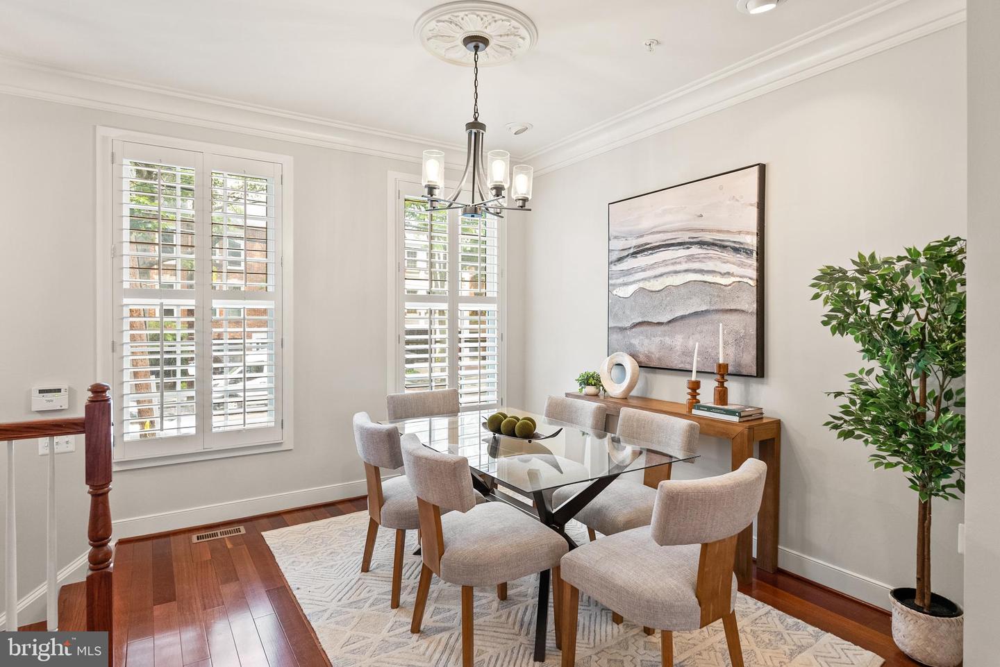 4452 1/2 MACARTHUR BLVD NW, WASHINGTON, District Of Columbia 20007, 4 Bedrooms Bedrooms, ,3 BathroomsBathrooms,Residential,For sale,4452 1/2 MACARTHUR BLVD NW,DCDC2199150 MLS # DCDC2199150