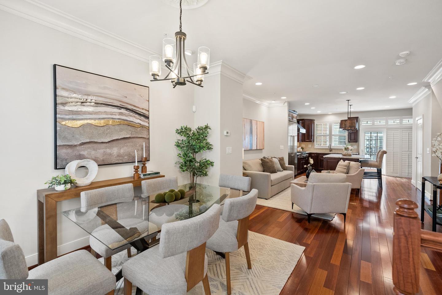 4452 1/2 MACARTHUR BLVD NW, WASHINGTON, District Of Columbia 20007, 4 Bedrooms Bedrooms, ,3 BathroomsBathrooms,Residential,For sale,4452 1/2 MACARTHUR BLVD NW,DCDC2199150 MLS # DCDC2199150